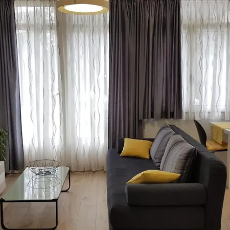 Pensión Adriatic 3*